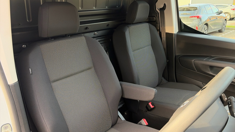 Vauxhall Combo Cargo Combo Electric 100kW Prime 52kWh H1 Van Auto